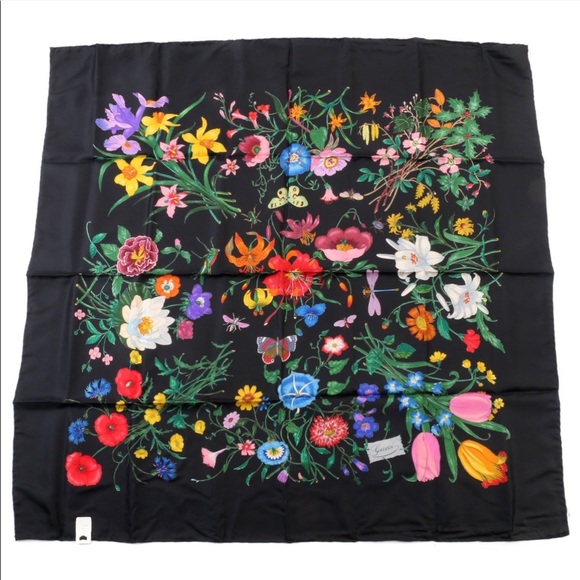 NWT ✨Authentic ✨Gucci Silk Botanical Black Scarf - Picture 1 of 7
